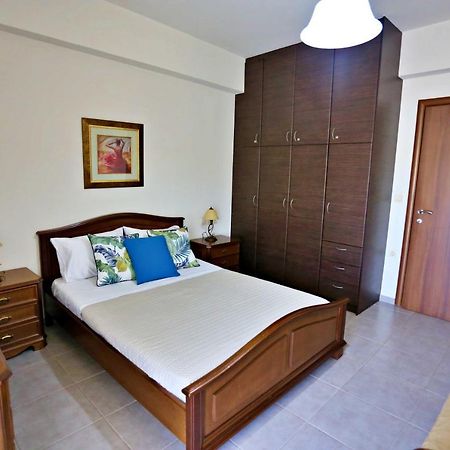 Urban Life Suite Heraklion  Bagian luar foto